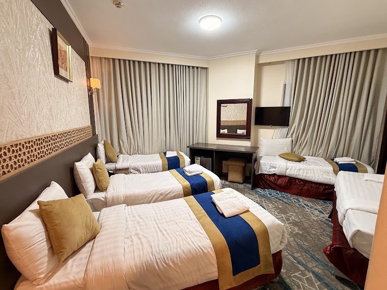 RUA Al Fakhamah room